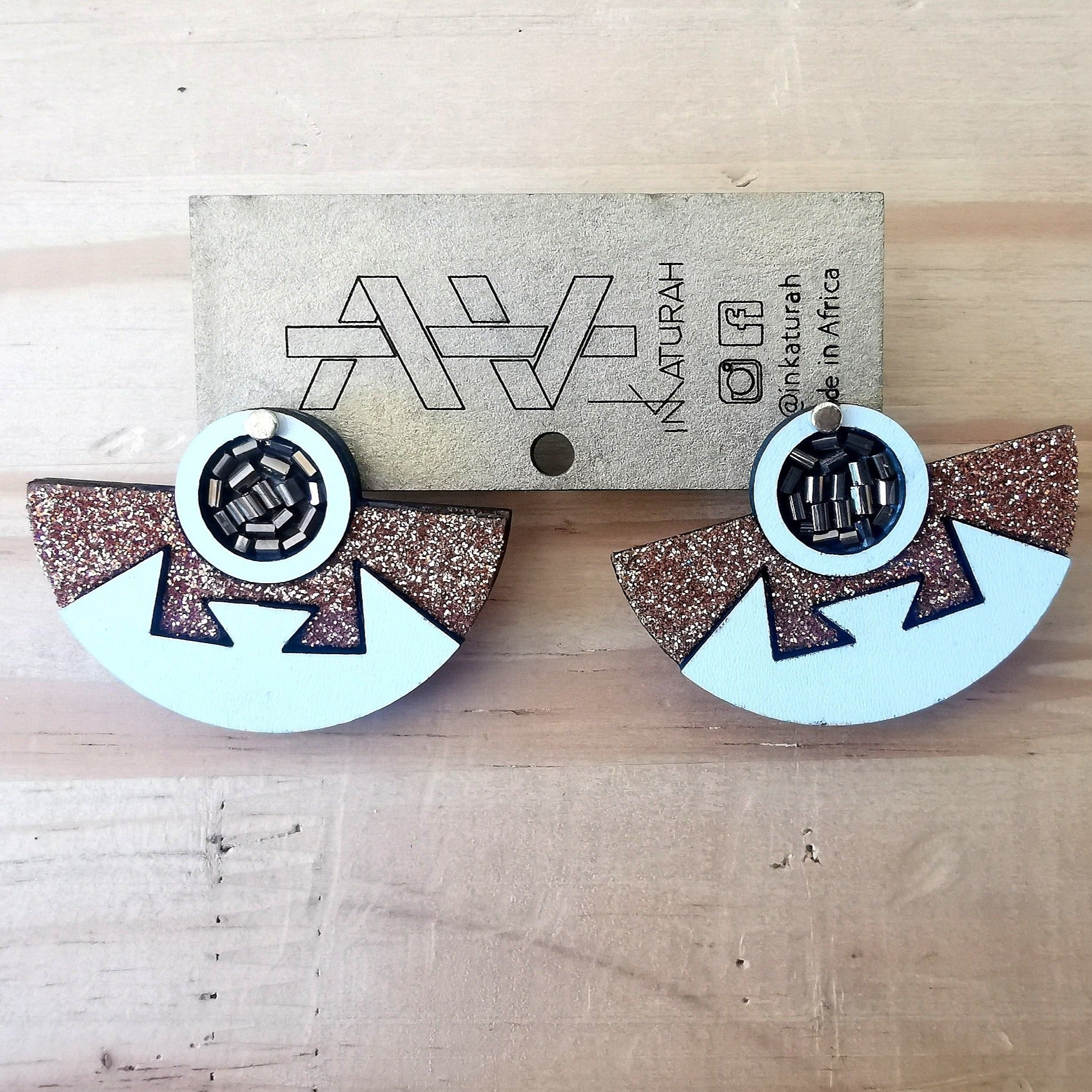 Aztec stud Colours
