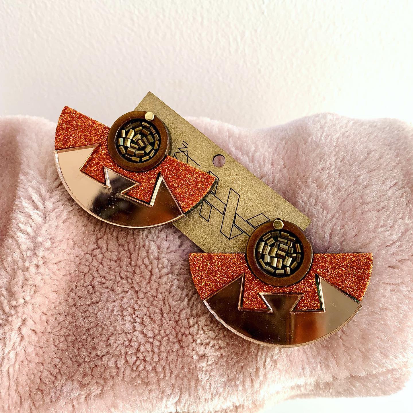 Aztec stud